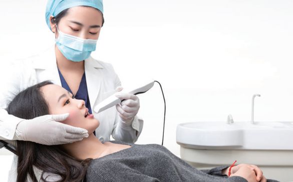 Proceso de producción de coronas de dientes posteriores de zirconia